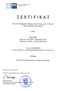 2022-09-21_ZERTIFIKAT nach &sect;26a des WEG zertifizierter Verwalter Julia Lahde Bild